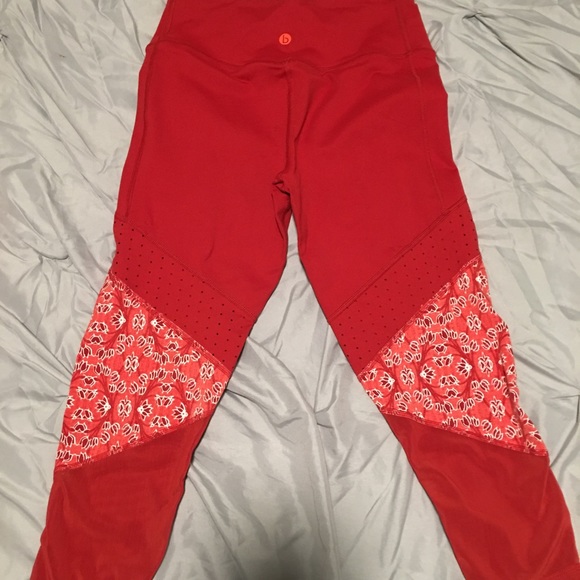 Leggings and sports bra set - Picture 3 of 5